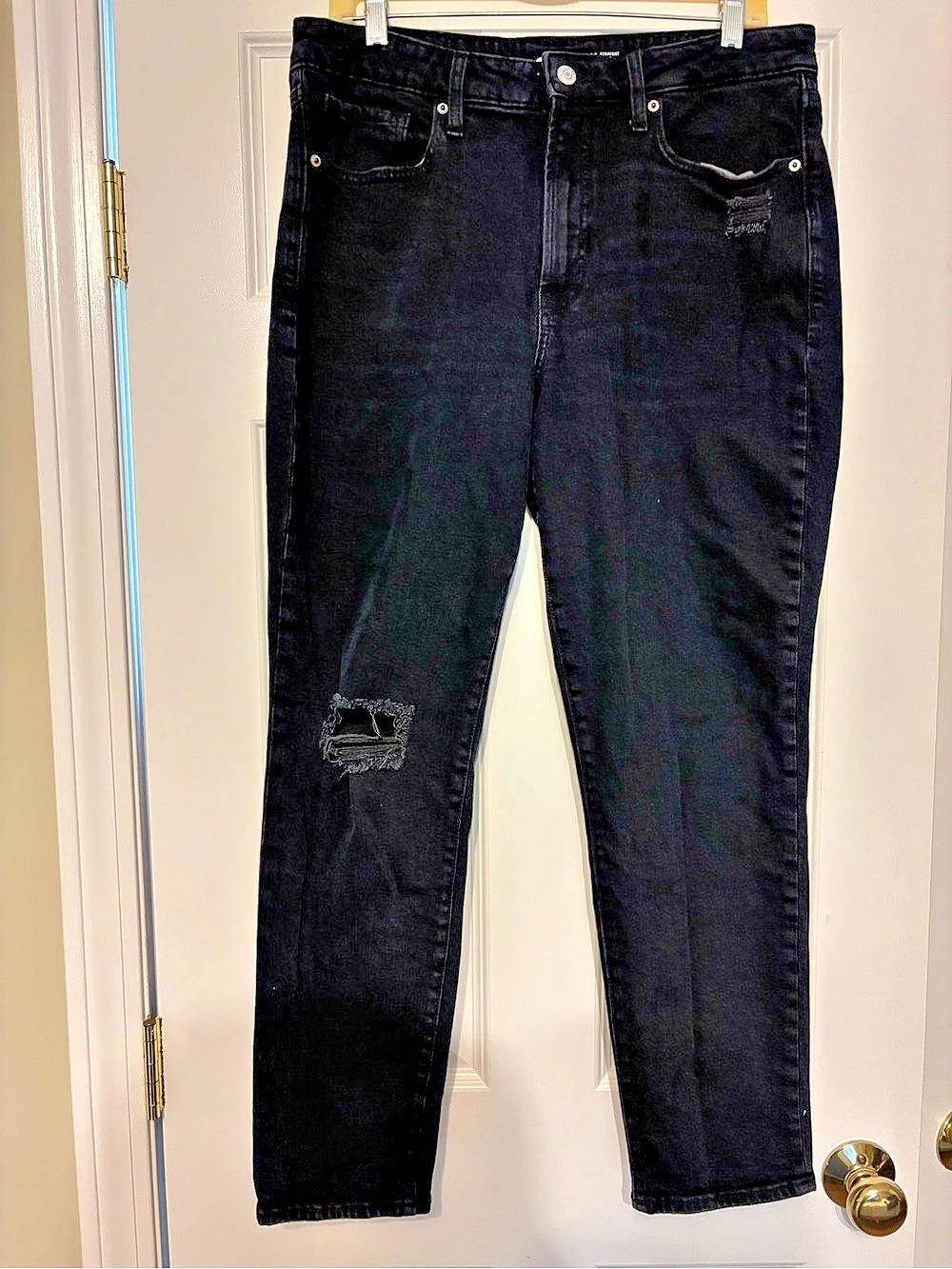 Old Navy OG Straight High Rise Secret-Slim Pockets Black High Rise Jeans